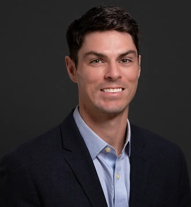Headshot of Griff Whalen, President of Narrow Road Group.